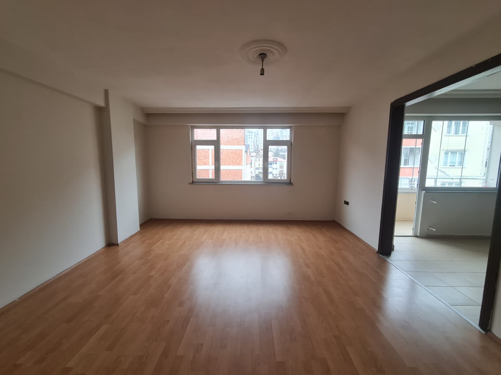 FATSA KURTULUŞ MAH. SAHİL YOLUNDA ASANSÖRLÜ 2+1 SATILIK DAİRE